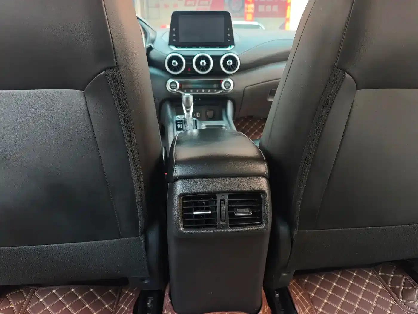 Nissan Sylphy 2022 1.6L XL CVT Enjoy Edition — миниатюра 15