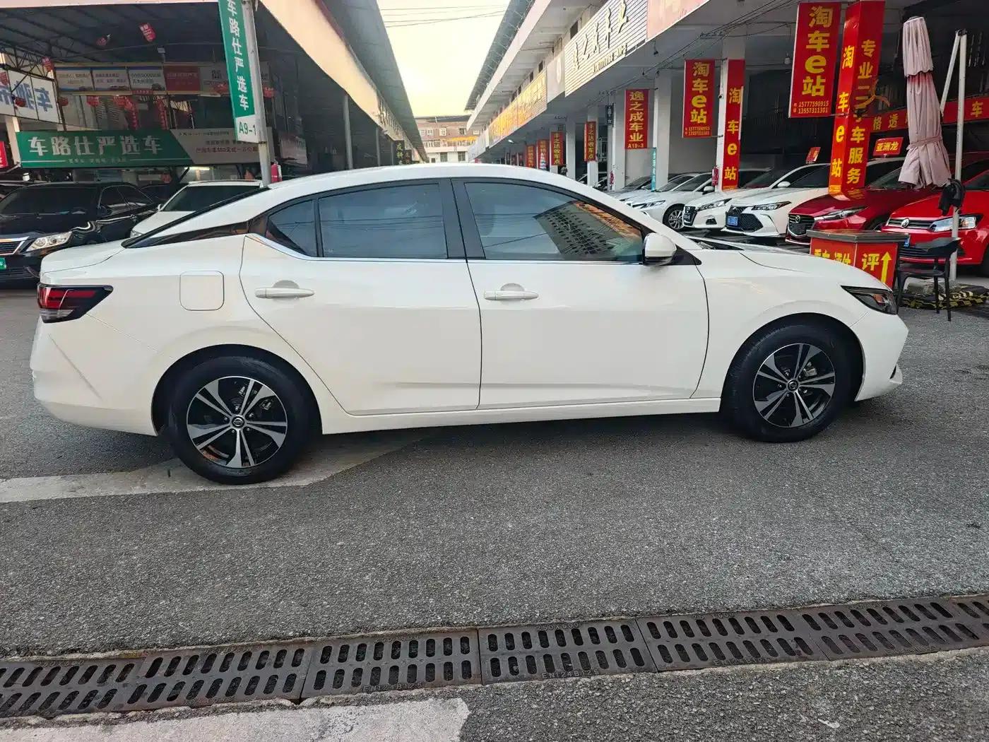Nissan Sylphy 2022 1.6L XL CVT Enjoy Edition — миниатюра 4
