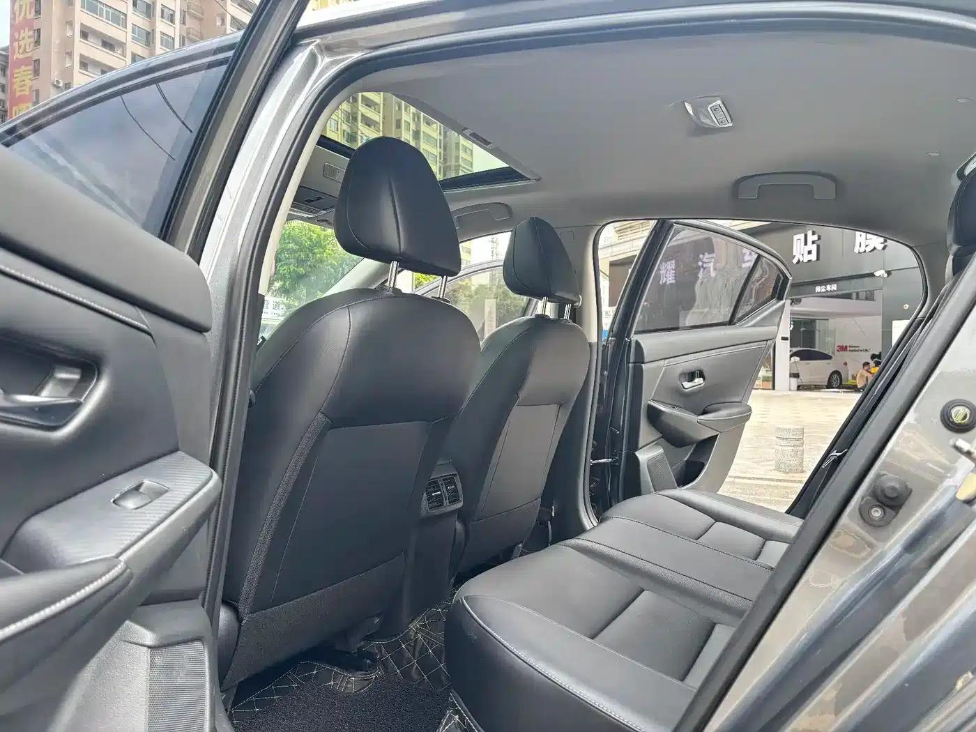 Nissan Sylphy 2022 1.6L XL CVT Enjoy Edition — миниатюра 12