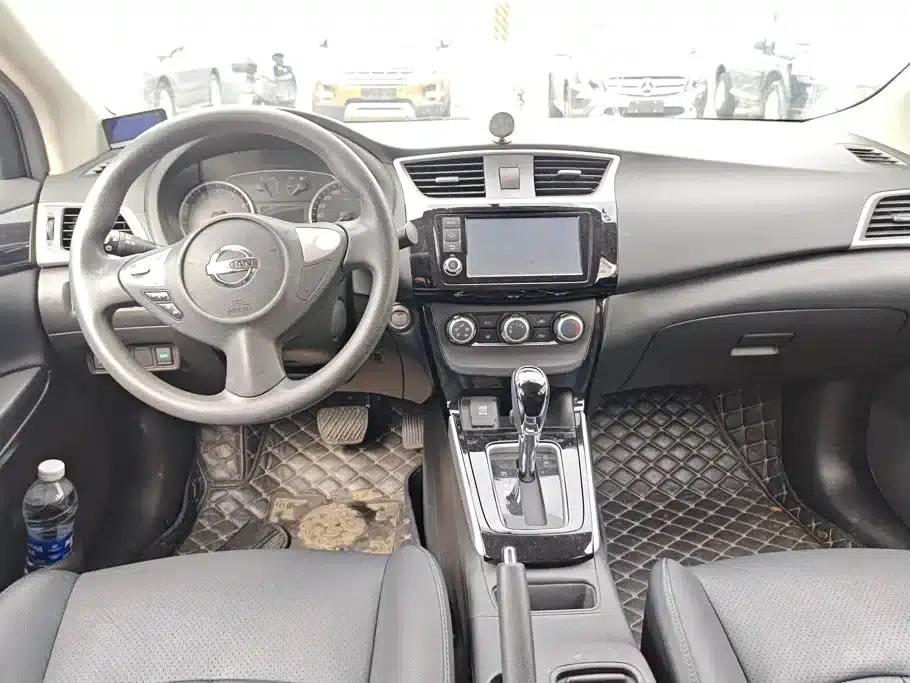 Nissan Sylphy 2016 1.6XL CVT Premium Edition — миниатюра 12