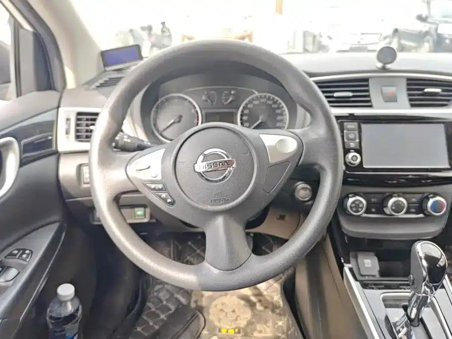 Nissan Sylphy 2016 1.6XL CVT Premium Edition — миниатюра 15