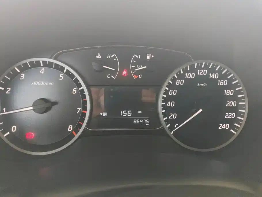 Nissan Sylphy 2016 1.6XL Manual Deluxe Edition — миниатюра 14