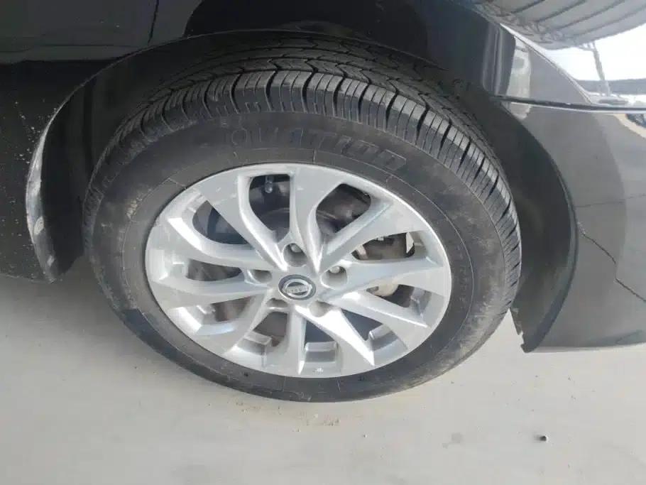 Nissan Sylphy 2016 1.6XL Manual Deluxe Edition — миниатюра 6