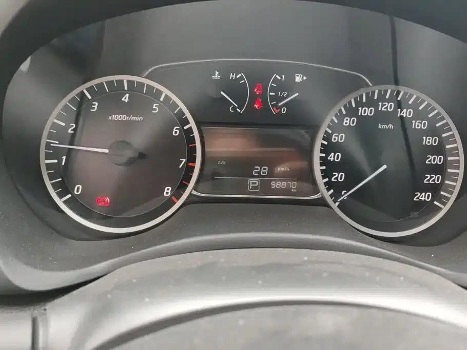 Nissan Sylphy 2021 Classic 1.6XE CVT Comfort Edition — миниатюра 13