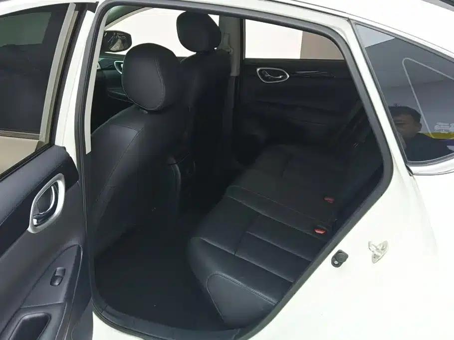 Nissan Sylphy 2022 Facelift Classic 1.6XL CVT Luxury Edition — миниатюра 11