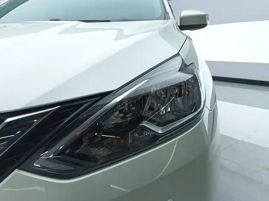 Nissan Sylphy 2022 Facelift Classic 1.6XL CVT Luxury Edition — миниатюра 5