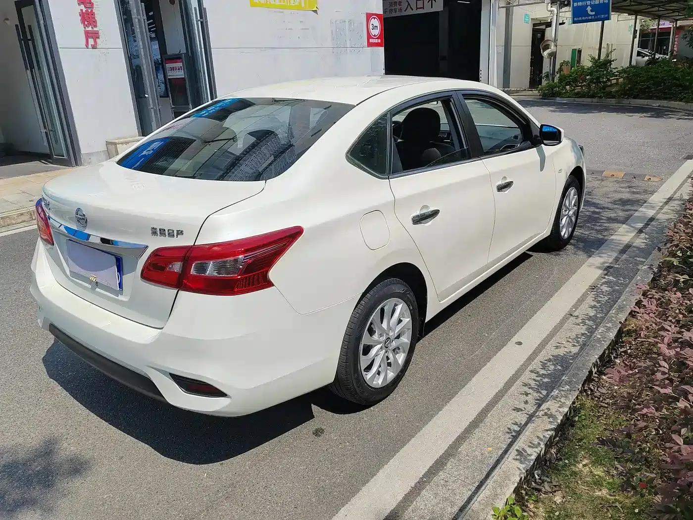 Nissan Sylphy 2021 Classic 1.6XL CVT Luxury Edition — миниатюра 5