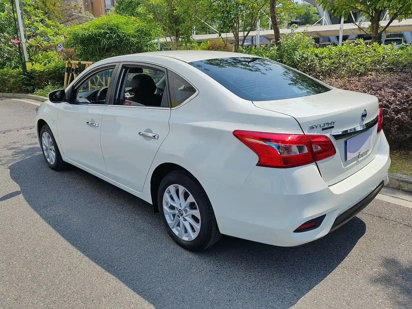 Nissan Sylphy 2021 Classic 1.6XL CVT Luxury Edition — миниатюра 6