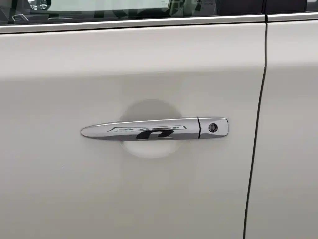 Nissan Sylphy 2016 1.6XL Manual Deluxe Edition — миниатюра 18