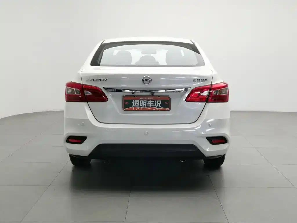 Nissan Sylphy 2016 1.6XL Manual Deluxe Edition — миниатюра 4