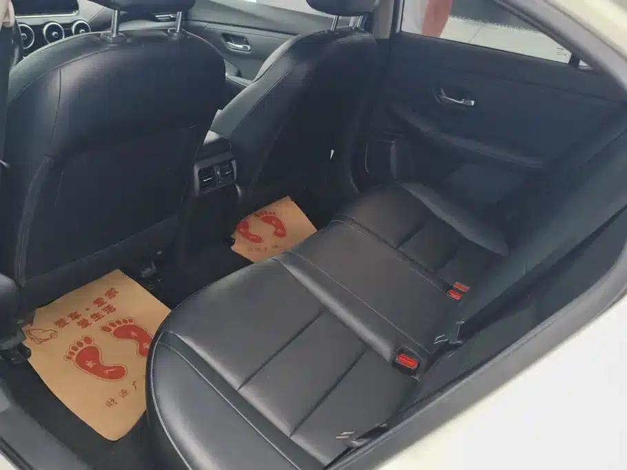 Nissan Sylphy 2022 1.6L XL CVT Enjoy Edition — миниатюра 11