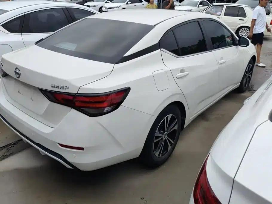 Nissan Sylphy 2022 1.6L XL CVT Enjoy Edition — миниатюра 3
