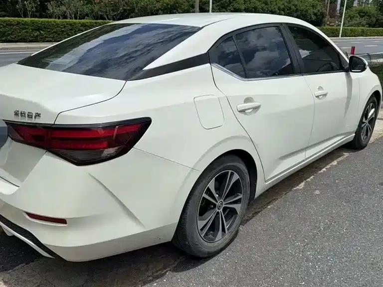 Nissan Sylphy 2022 1.6L XL CVT Enjoy Edition — миниатюра 7