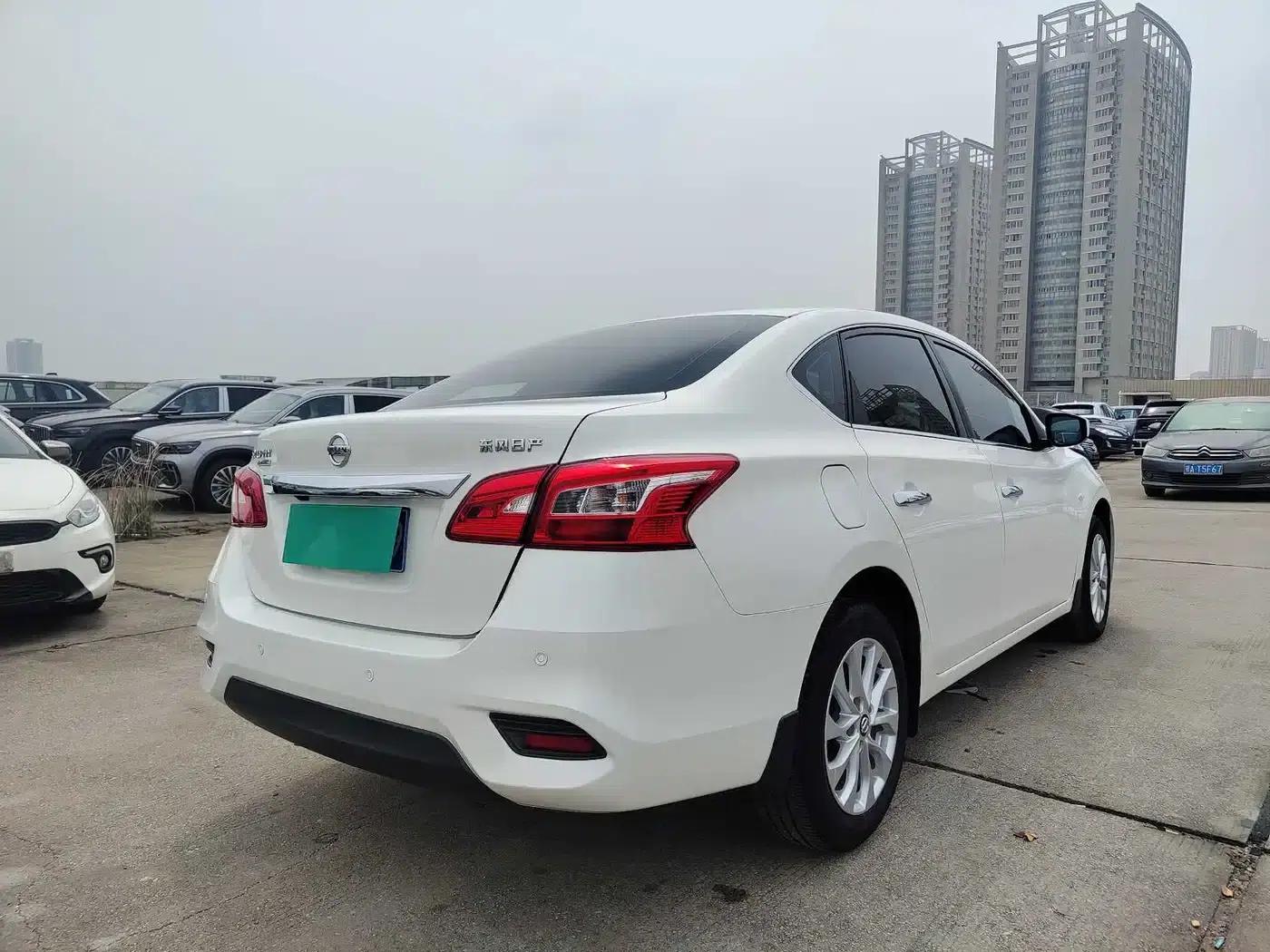 Nissan Sylphy 2022 Classic 1.6XL CVT Luxury Edition — миниатюра 4