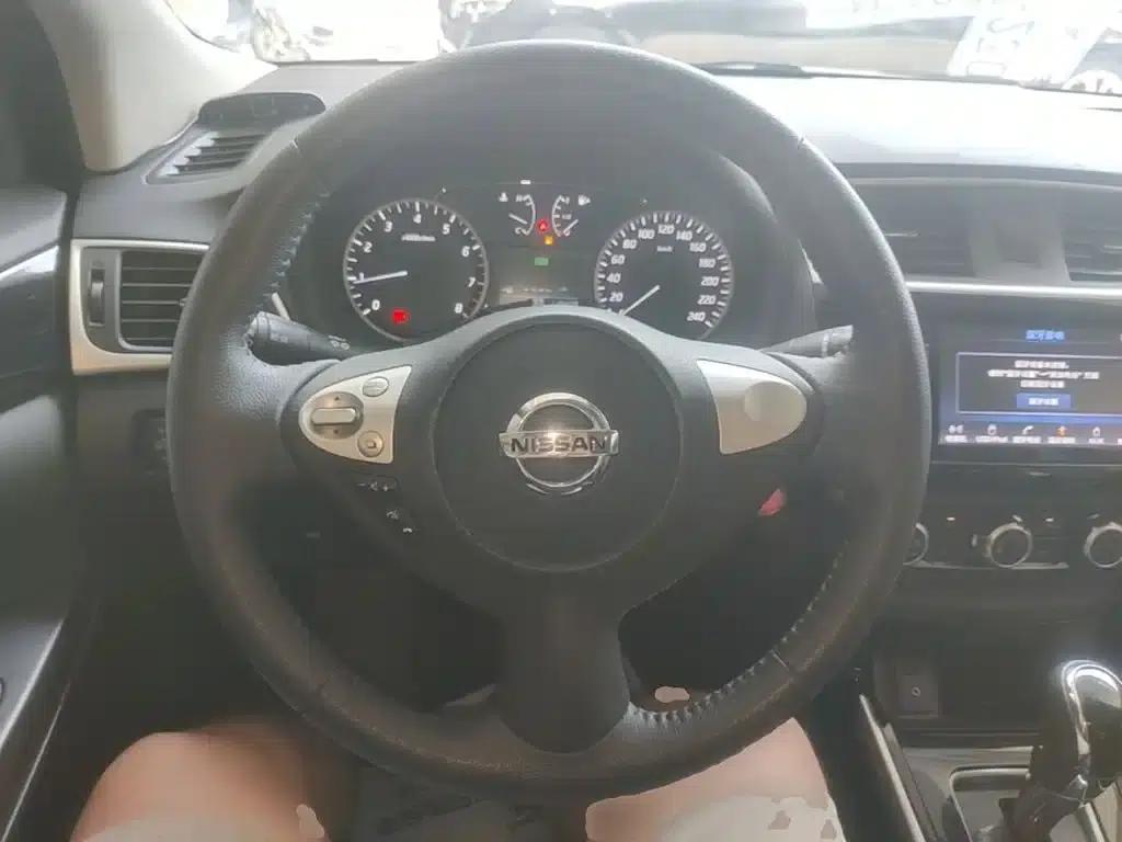 Nissan Sylphy 2018 1.6XV CVT Premium Edition — миниатюра 11