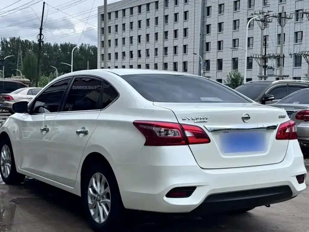 Nissan Sylphy 2022 Classic 1.6XL CVT Luxury Edition — миниатюра 7