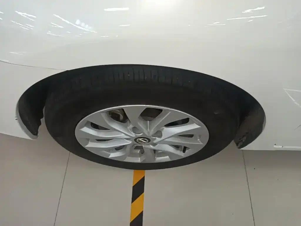 Nissan Sylphy 2021 Classic 1.6XL CVT Luxury Edition — миниатюра 23