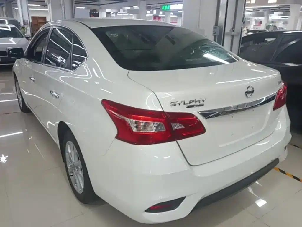 Nissan Sylphy 2021 Classic 1.6XL CVT Luxury Edition — миниатюра 5
