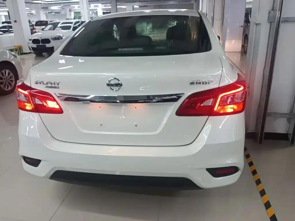 Nissan Sylphy 2021 Classic 1.6XL CVT Luxury Edition — миниатюра 6