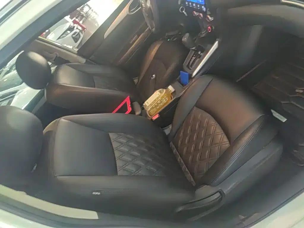 Nissan Sylphy 2022 Classic 1.6XE CVT Comfort Edition — миниатюра 25