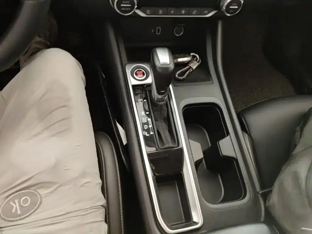 Nissan Sylphy 2021 1.6L XL CVT Enjoy Edition — миниатюра 14