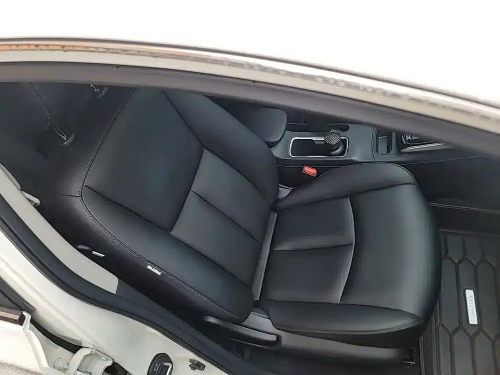 Nissan Sylphy 2021 Classic 1.6XL CVT Luxury Edition — миниатюра 25