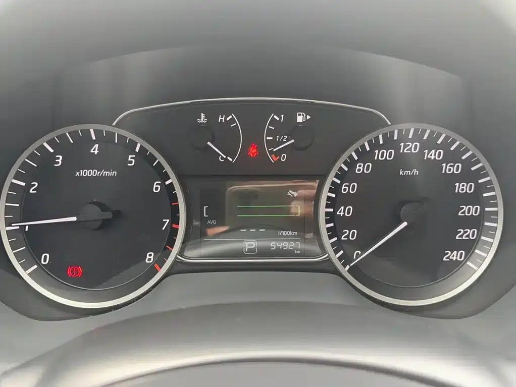 Nissan Sylphy 2019 1.6XV CVT Smart Connect Premium Edition (National V Emission Standard) — миниатюра 5