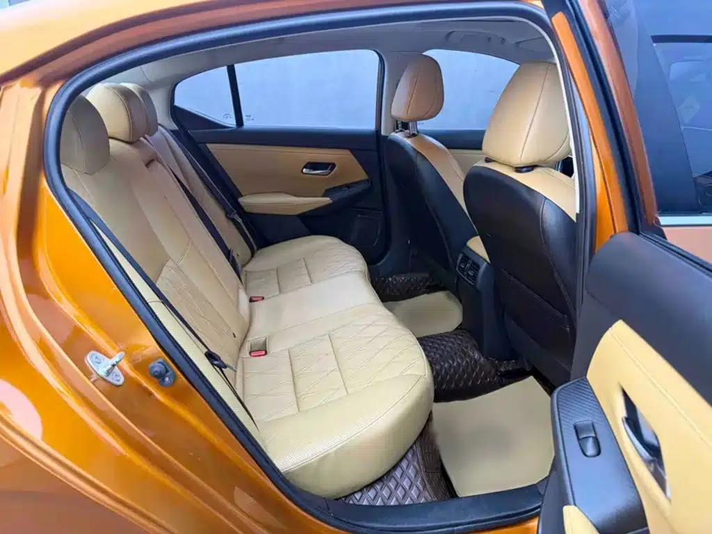 Nissan Sylphy 2020 1.6L TOP CVT Luxury Edition — миниатюра 10
