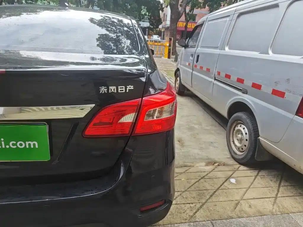 Nissan Sylphy 2022 Classic 1.6XE CVT Comfort Edition — миниатюра 8