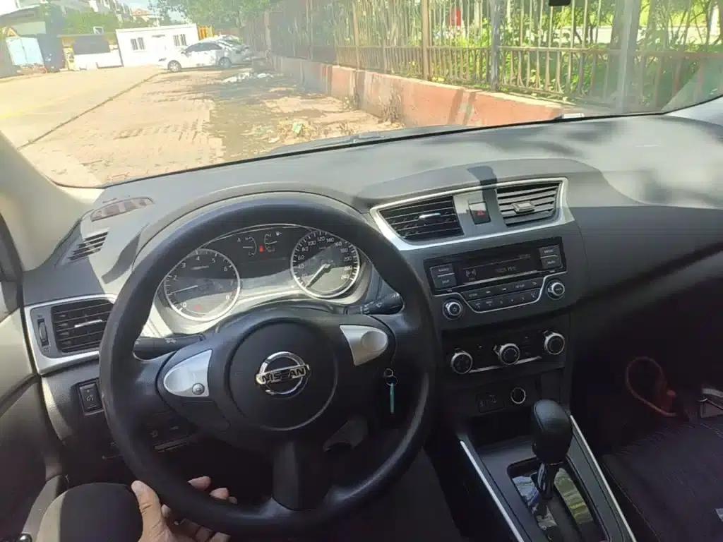 Nissan Sylphy 2022 Classic 1.6XE CVT Comfort Edition — миниатюра 10