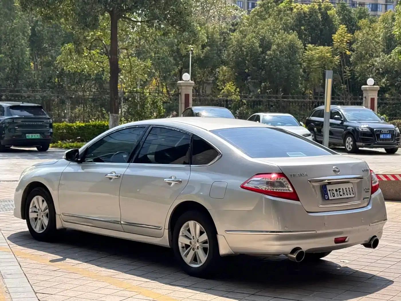Teana 2011 2.5L XL Leading Edition — миниатюра 4