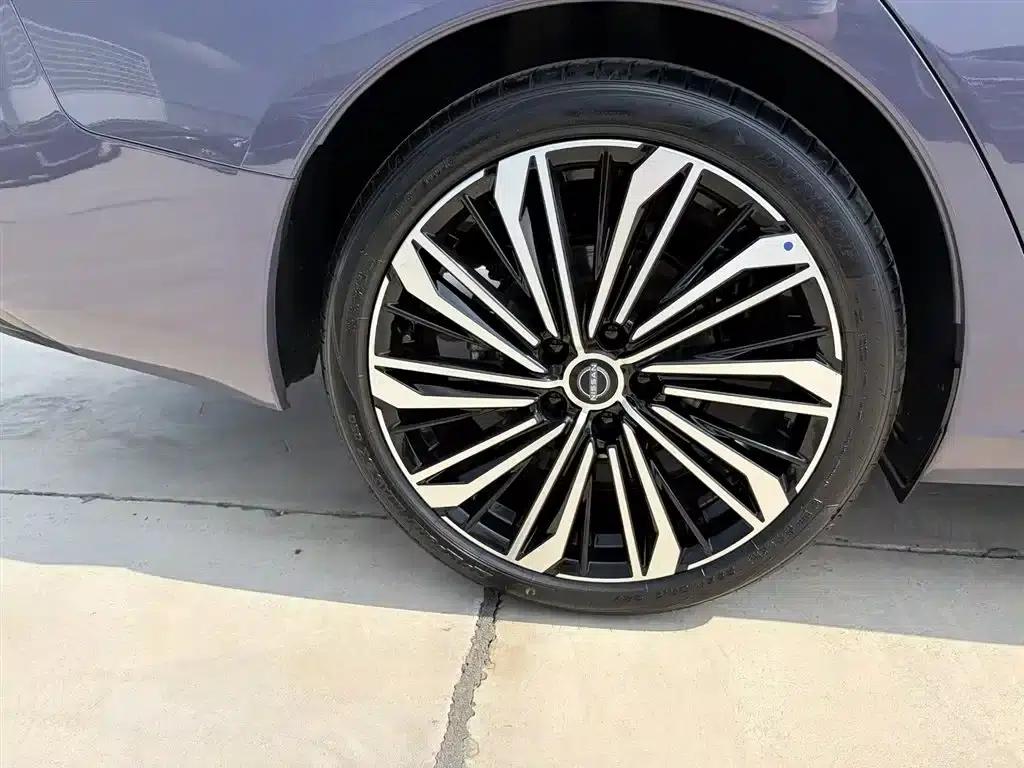 Teana 2026 HarmonyOS Cockpit 2.0T Flagship Edition — миниатюра 19