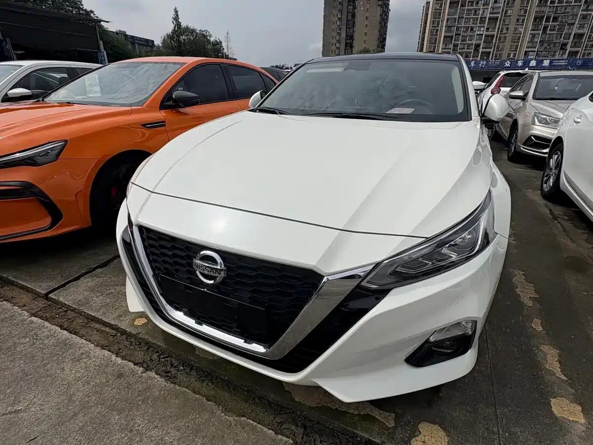 Teana 2021 2.0L XE Fashion Edition — миниатюра 1