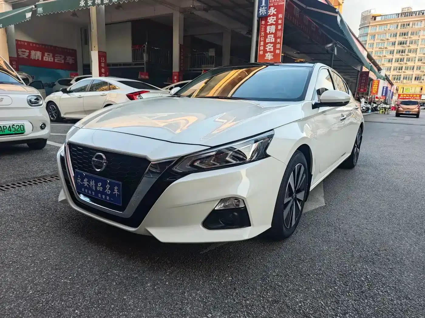 Teana 2021 2.0L XL Comfort Edition — миниатюра 1
