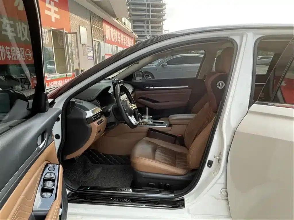Nissan Teana 2022 2.0L XL-Upr Premium Edition — миниатюра 6