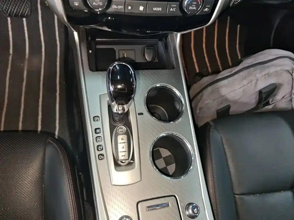 Teana 2016 2.5L XL-UpperNAVI Tech Premium Edition — миниатюра 14