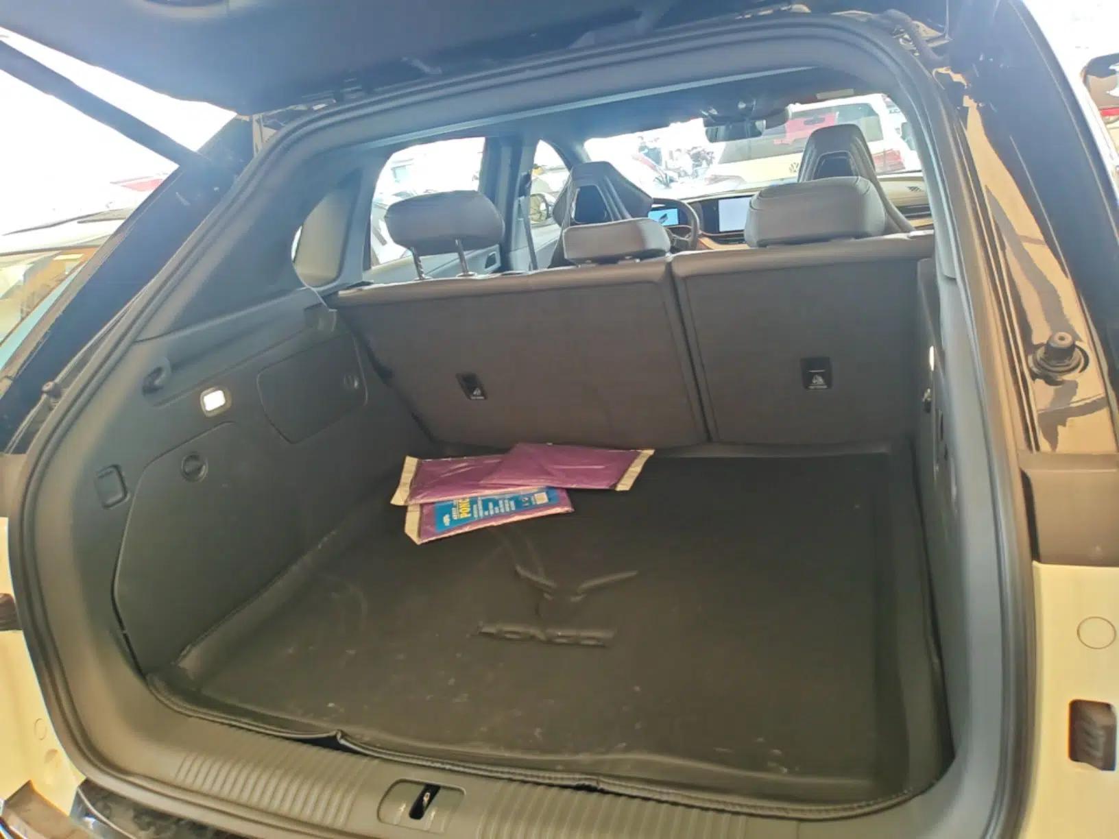 Hongqi Tiangong 08 2025 730 Max Rear-Drive Version — миниатюра 22