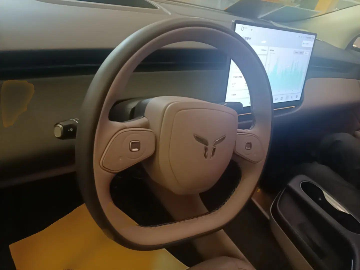 Hongqi Tiangong 06 2025 660 4x4 Smart Selection Edition — миниатюра 13