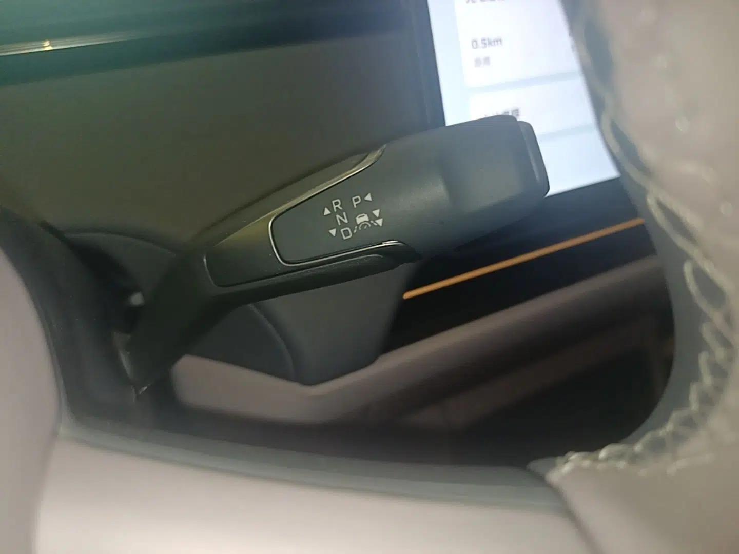 Hongqi Tiangong 06 2025 660 4x4 Smart Selection Edition — миниатюра 16
