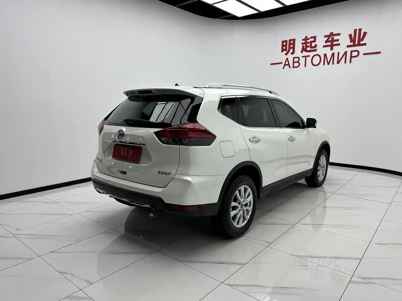 Nissan X-Trail 2023 Classic 2.0L 2WD Intelligent Connectivity Premium Edition — миниатюра 9