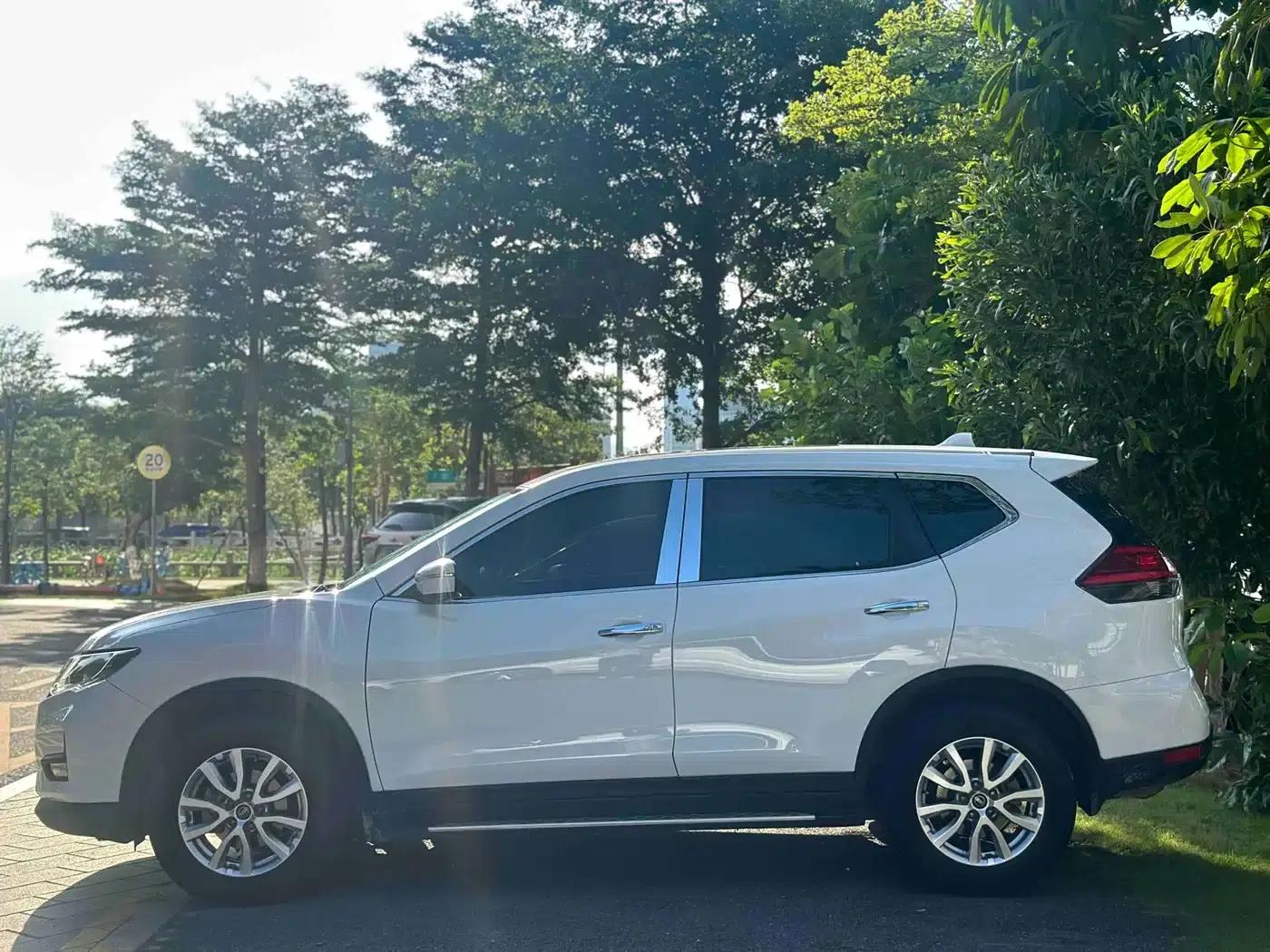 Nissan X-Trail 2019 2.0L CVT Smart Comfort Edition 2WD — миниатюра 13