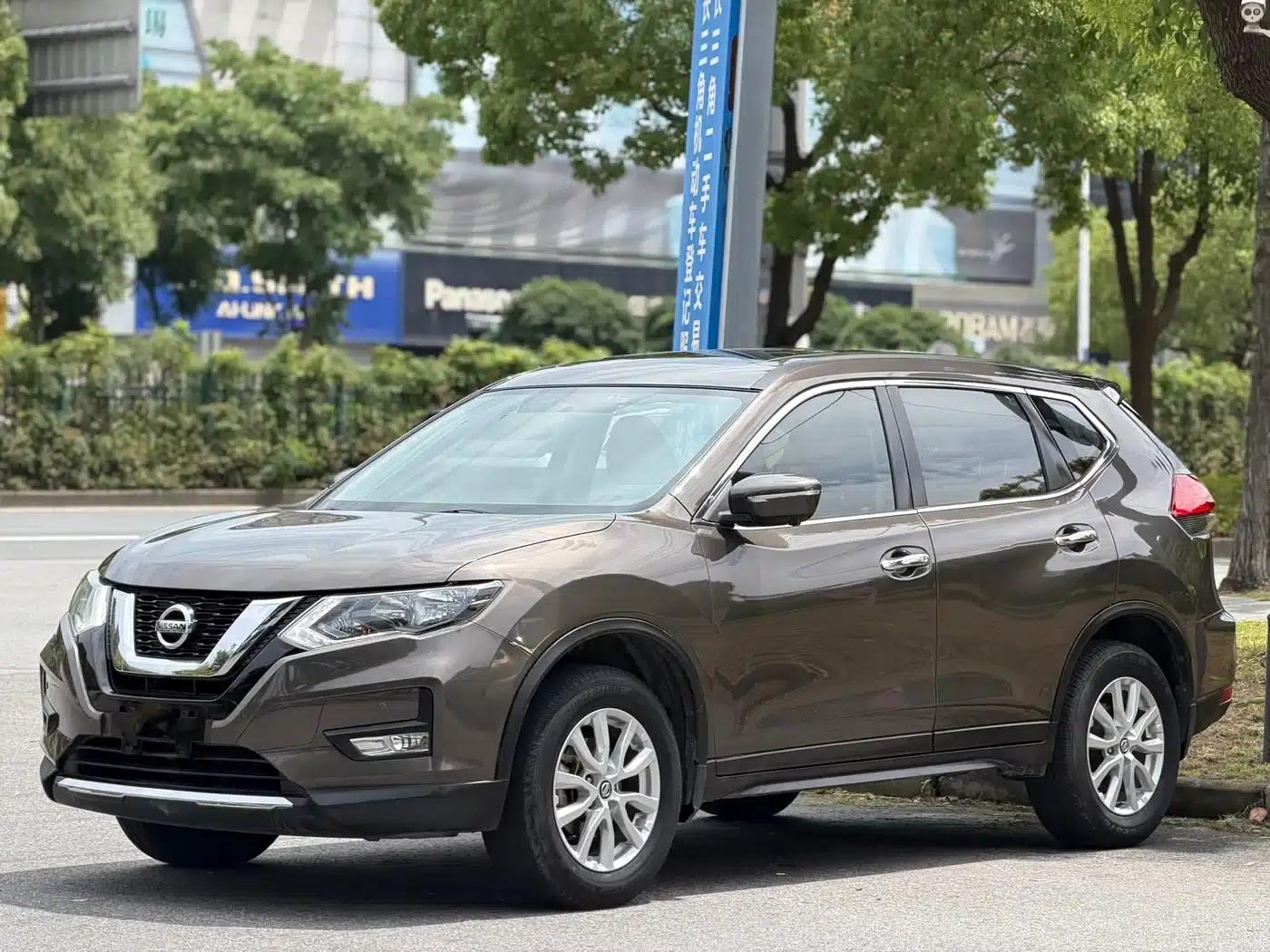 Nissan X-Trail 2017 2.0L CVT Comfort Edition 2WD — миниатюра 1