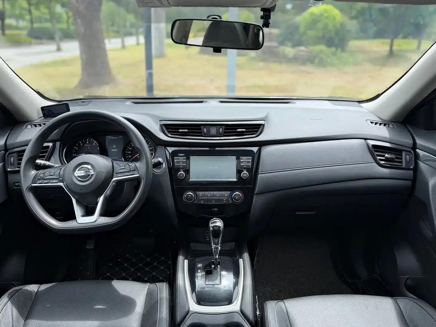 Nissan X-Trail 2017 2.0L CVT Comfort Edition 2WD — миниатюра 12