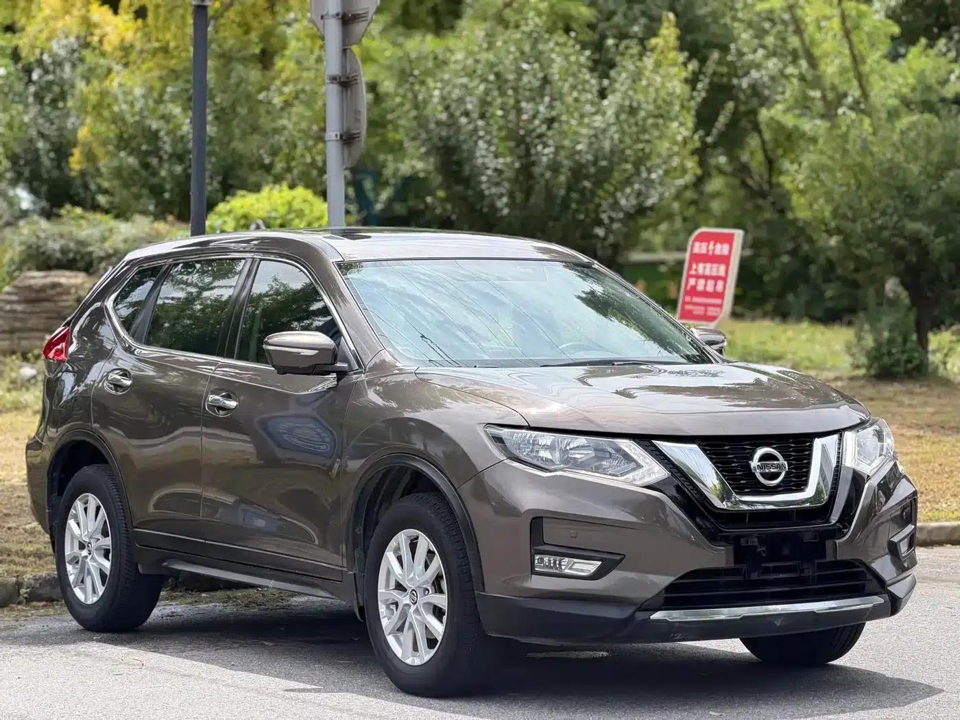 Nissan X-Trail 2017 2.0L CVT Comfort Edition 2WD — миниатюра 3