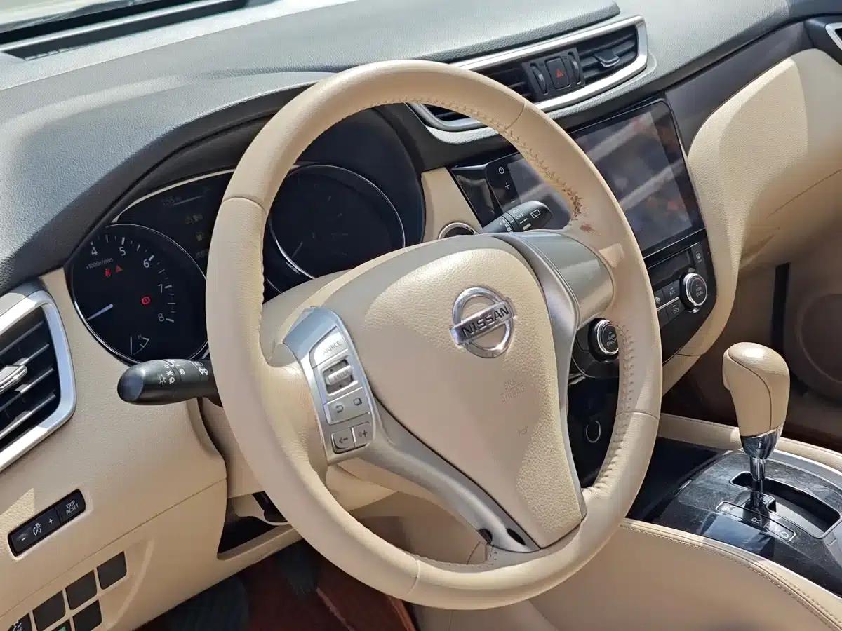 Nissan X-Trail 2014 2.0L CVT Comfort Edition 2WD — миниатюра 11