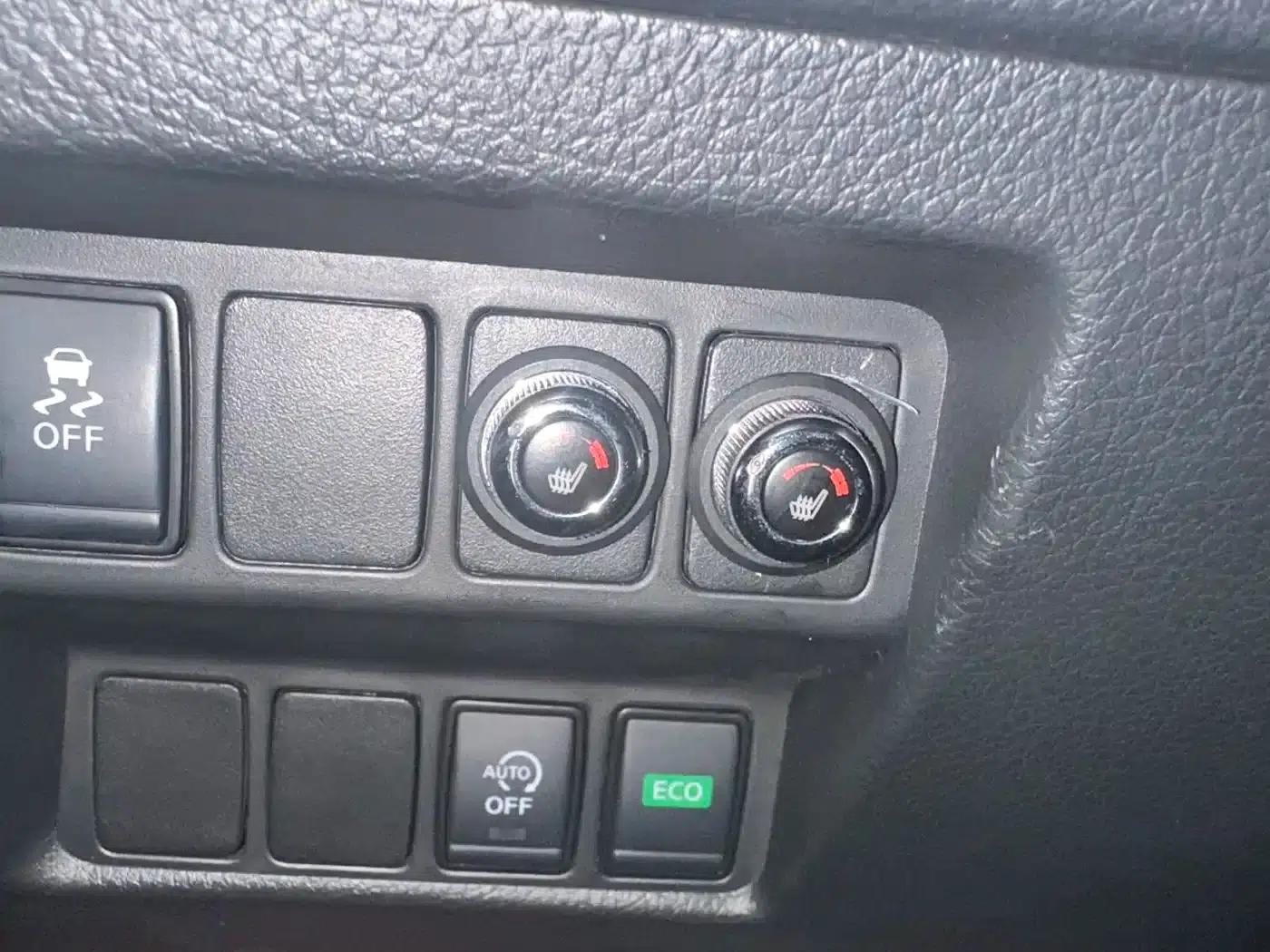 Nissan X-Trail 2022 Facelift 2.0L 2WD Intelligent Connectivity Premium Edition — миниатюра 15