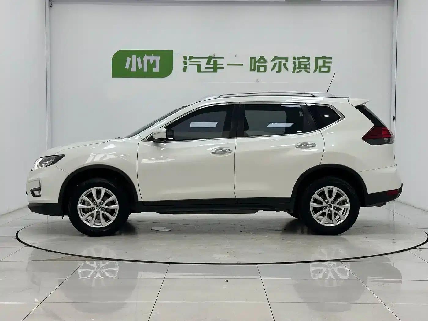 Nissan X-Trail 2022 Facelift 2.0L 2WD Intelligent Connectivity Premium Edition — миниатюра 5