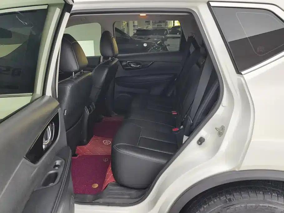 Nissan X-Trail 2020 2.0L XL ITS CVT 2WD Smart Comfort Edition — миниатюра 11
