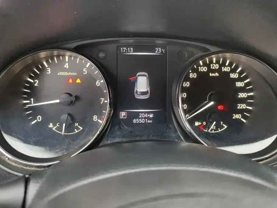 Nissan X-Trail 2020 2.0L XL ITS CVT 2WD Smart Comfort Edition — миниатюра 14