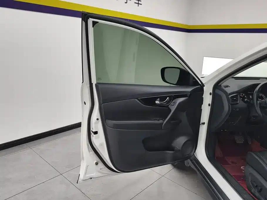 Nissan X-Trail 2020 2.0L XL ITS CVT 2WD Smart Comfort Edition — миниатюра 7